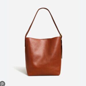 Madewell - The Essential Bucket Tote- Cinnamon
